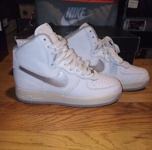 Nike AF1 High Air Force 1 High Sculpt 2021 Men’s Size 9